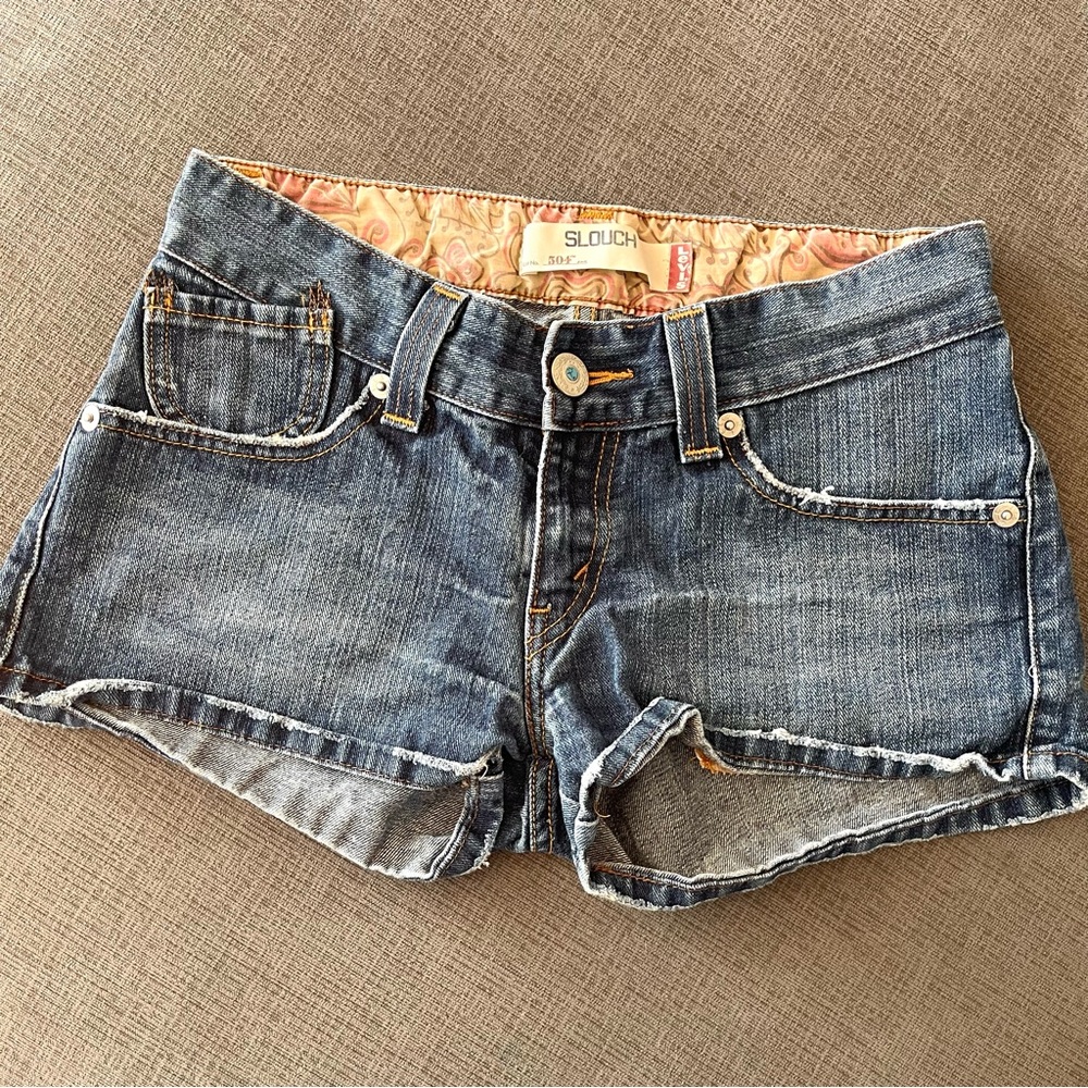 LEVIS 504 Slouch